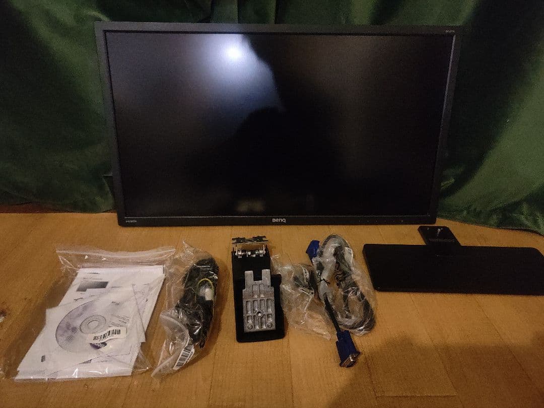 ディスプレイ・モニター本体 benq gc2870