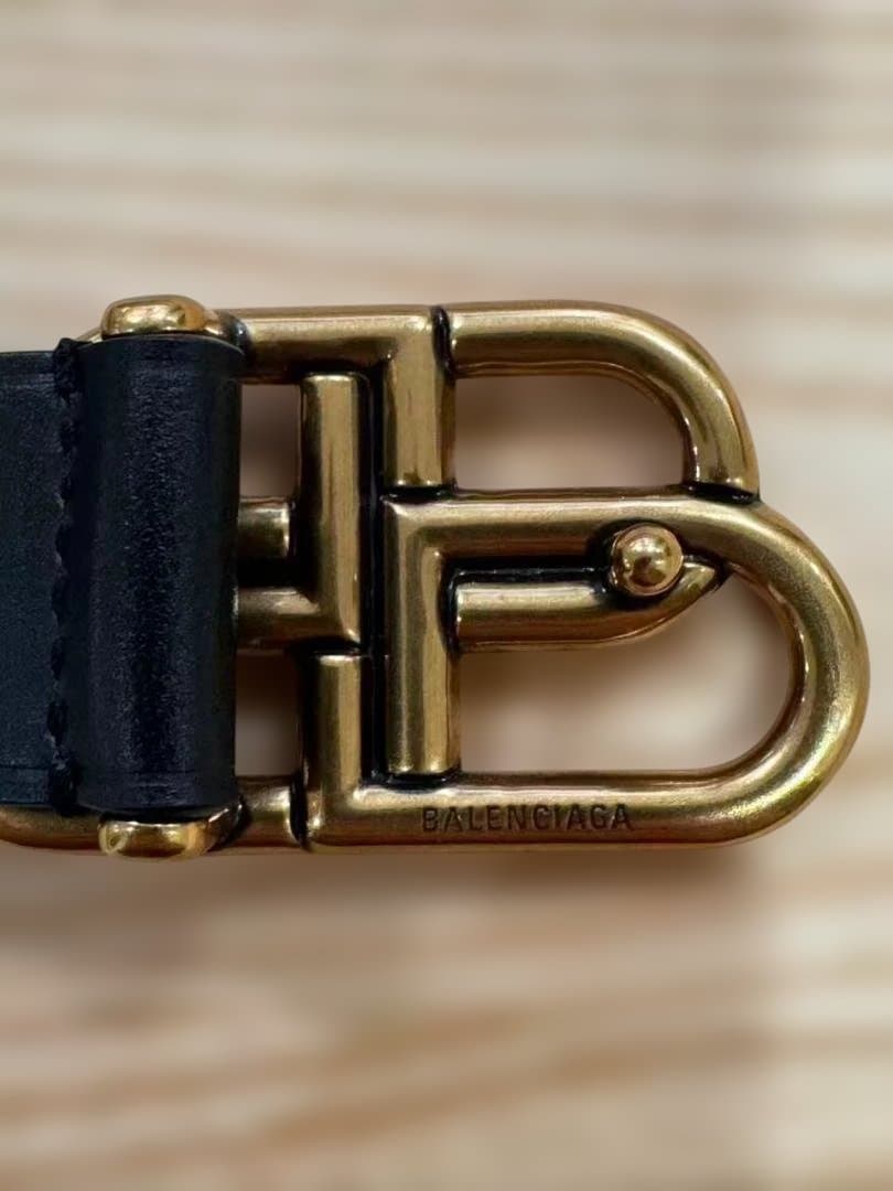 Balenciaga ゴールドバックル レザーベルト新品同様 箱 防塵袋付き