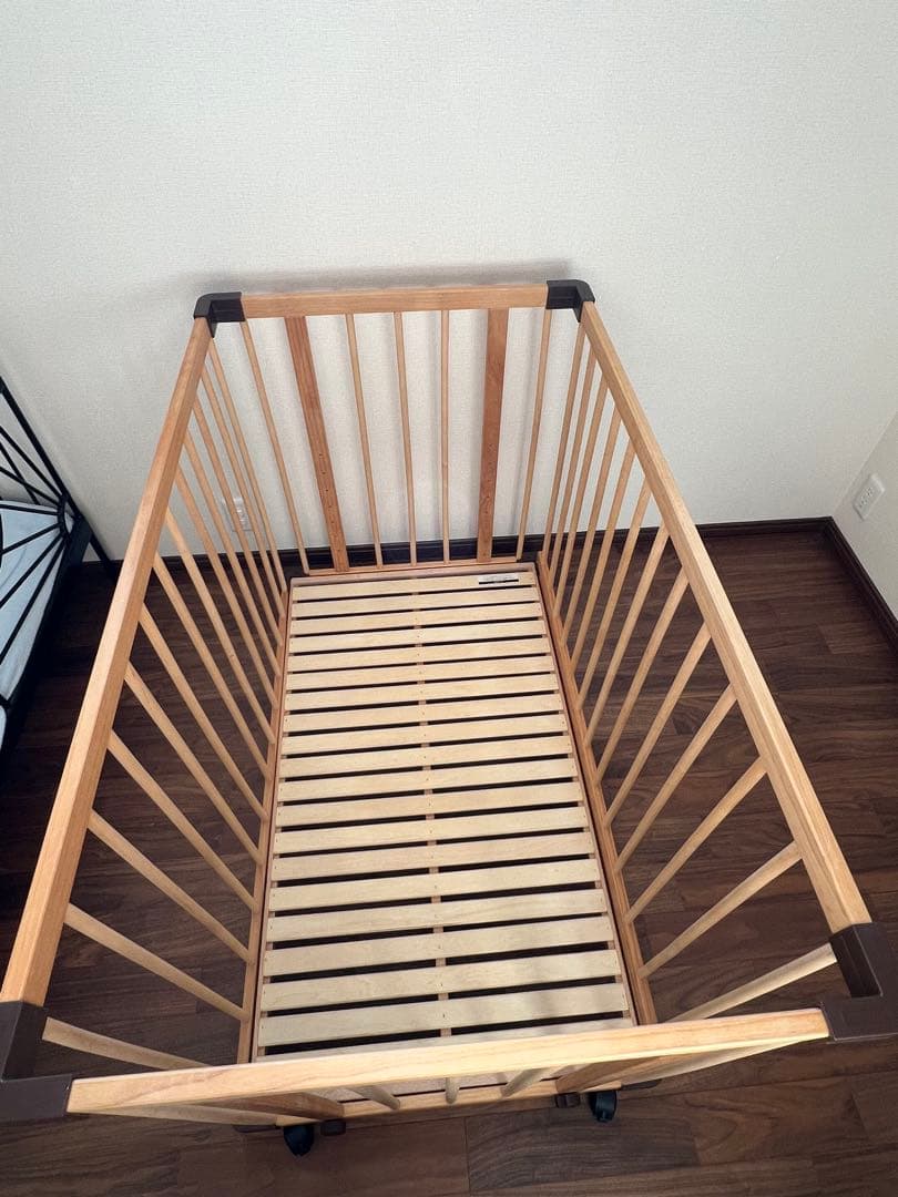 愛知 直接渡し限定 farska ファルスカ ベッドサイドベッド03