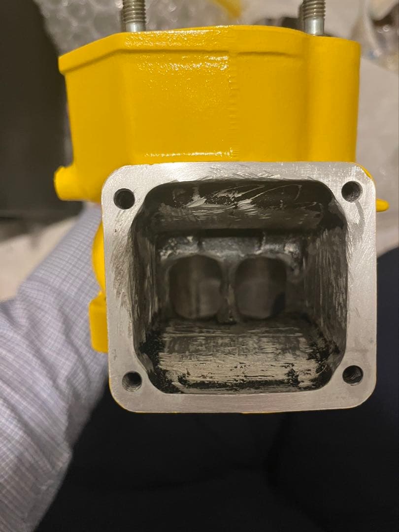 年末出品　RZ350R シリンダー ボルト類