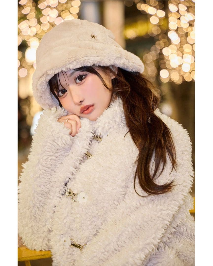 新品タグ付 Cherimi シェリミー プードルファーコート アイボリー F