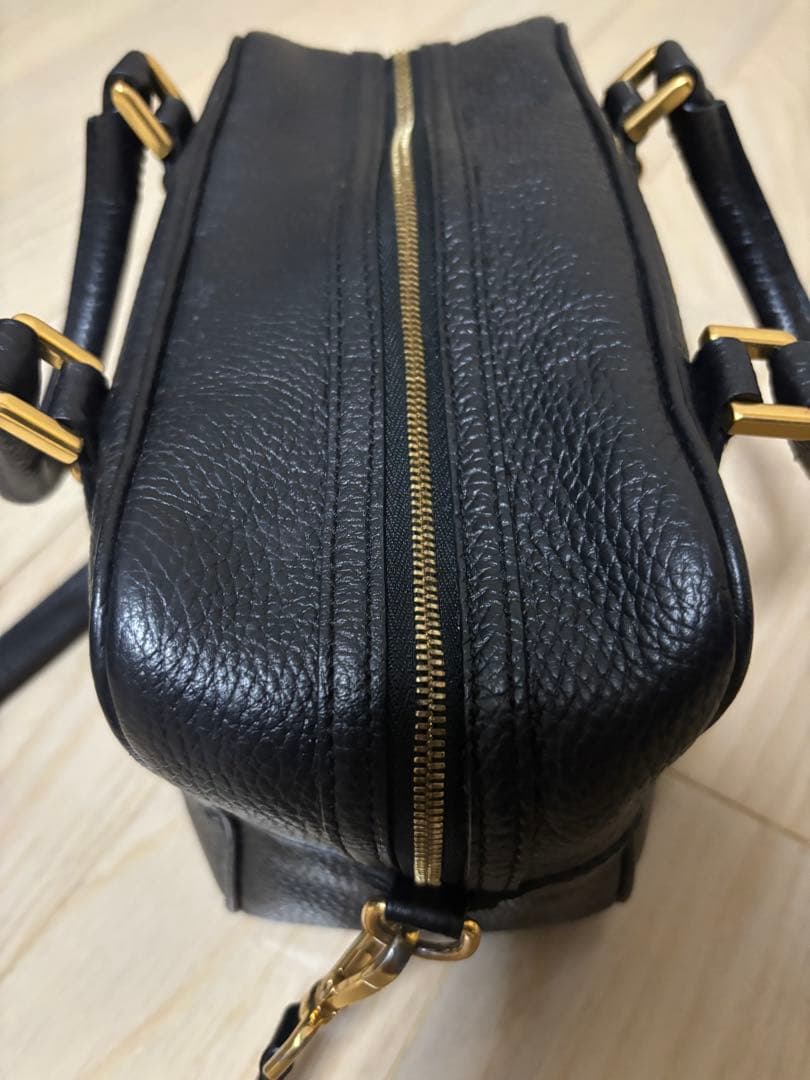 j&m Davidson黒 レザー ハンドバッグ ストラップ付き