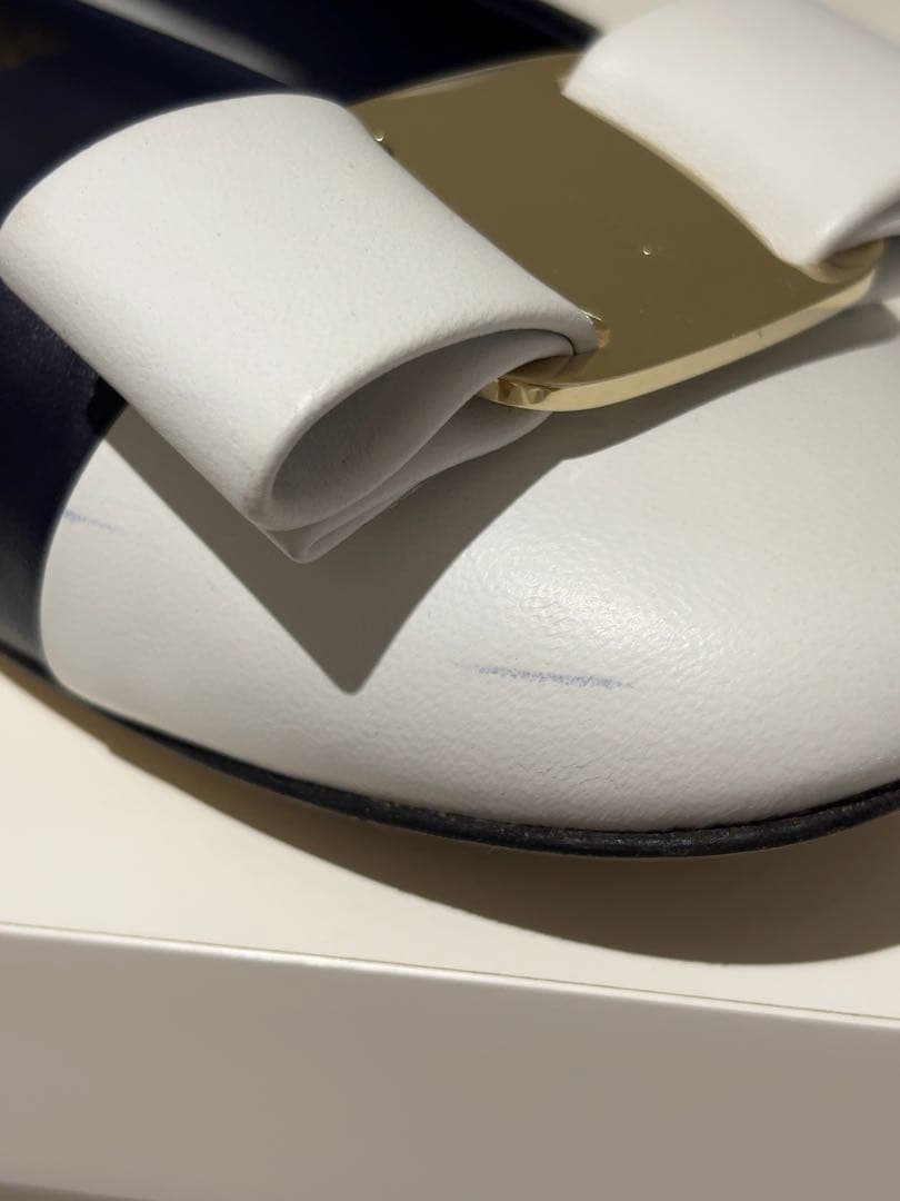 美品 フェラガモ パンプス 24.5