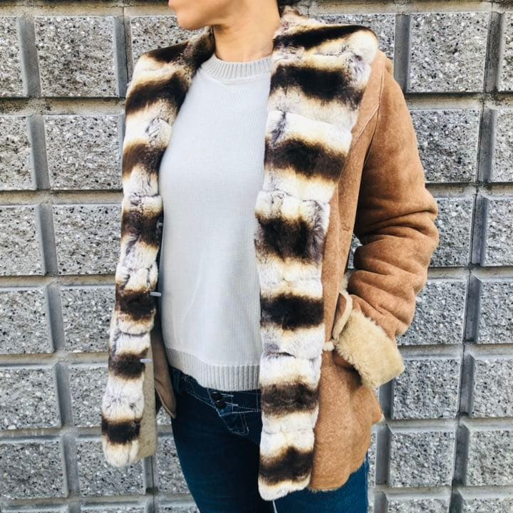 ☆デュアル ヴュー(DUAL VIEW)贅沢な総毛皮コート　サイズ40