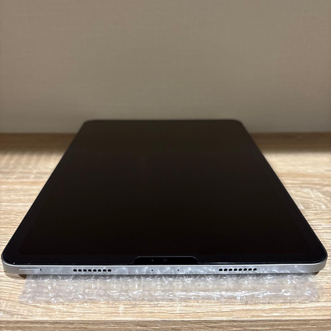美品 iPad Pro 11インチ 128GB 第4世代 スペースグレー ESR