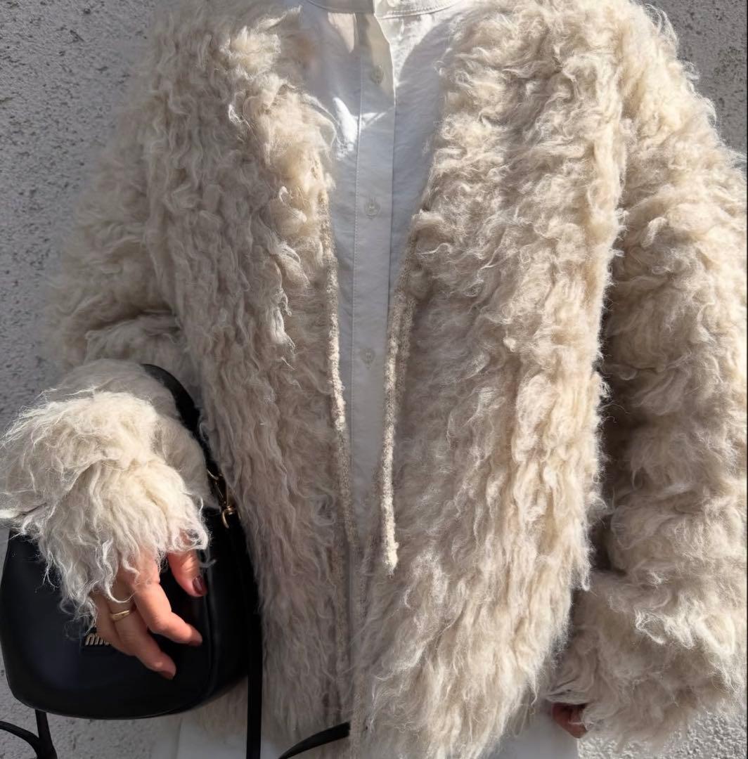 Trunc 88 ニットカーディガン アイボリー