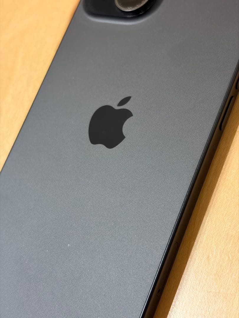 iPhone 15 128GB ブラック 99% SIMフリー 箱付　ケース付