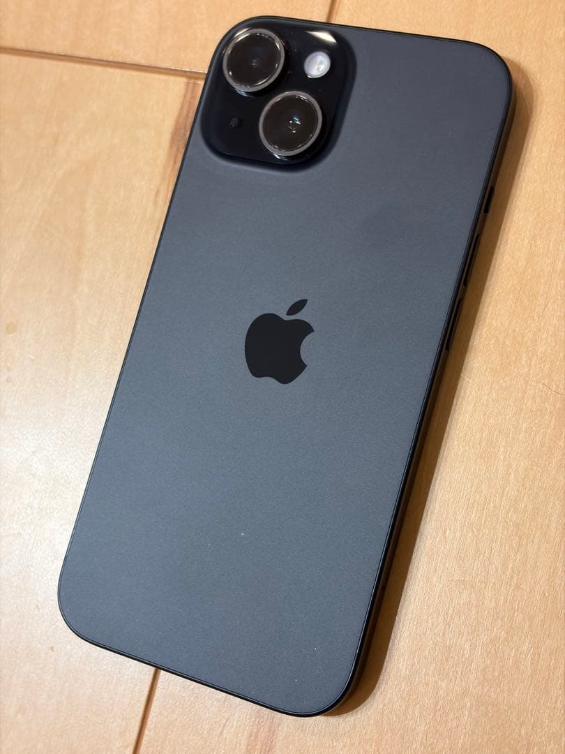 iPhone 15 128GB ブラック 99% SIMフリー 箱付　ケース付