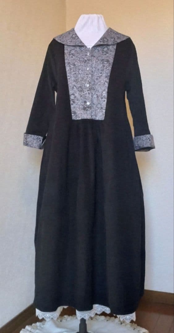 ちくわ　セーラーカラーワンピース