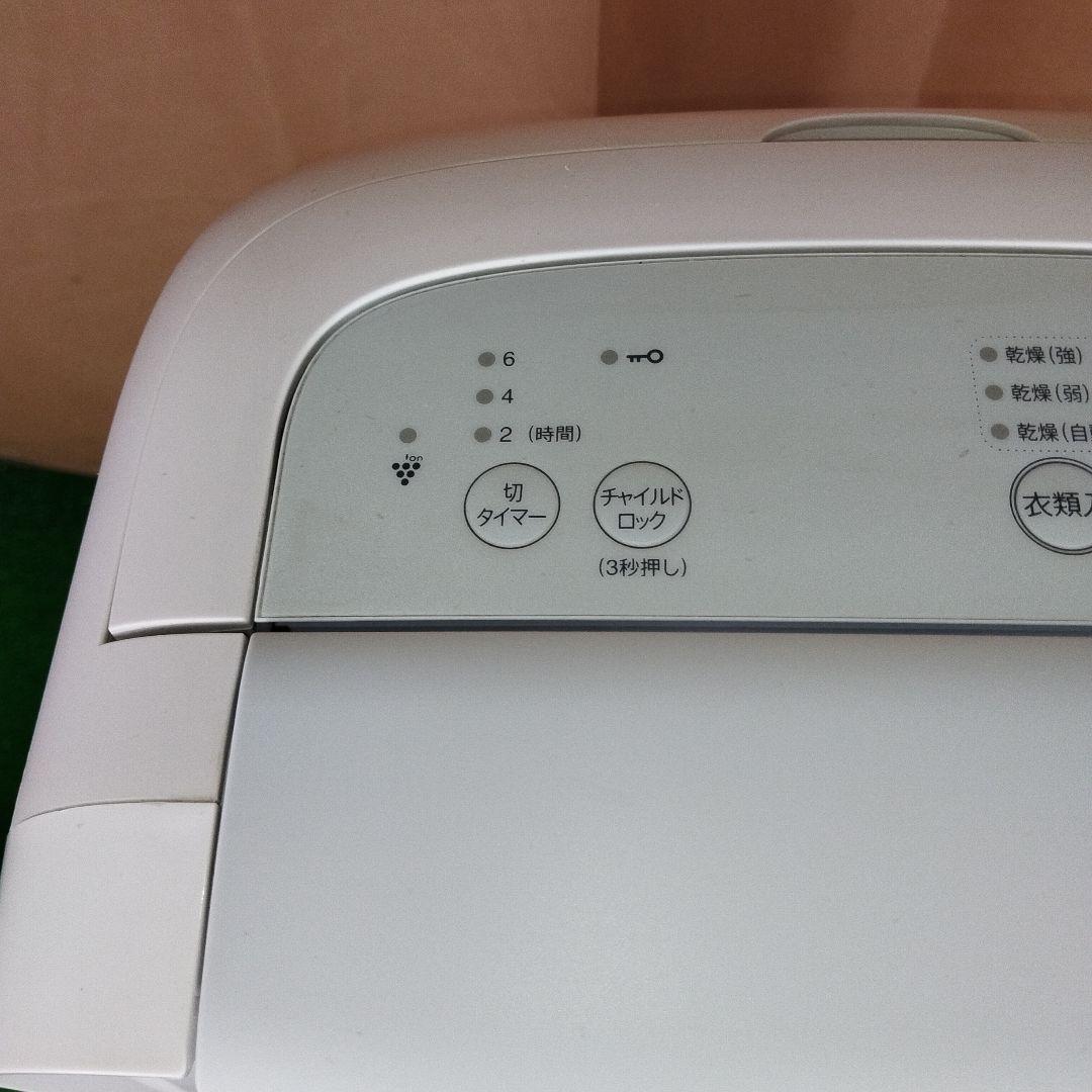 シャープ 衣類乾燥除湿機 CV-P71-W