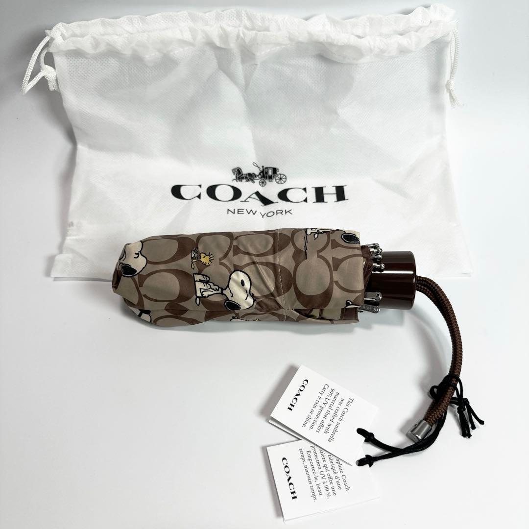 【COACH X PEANUTS】UVプロテクション ミニアンブレラ　スヌーピー