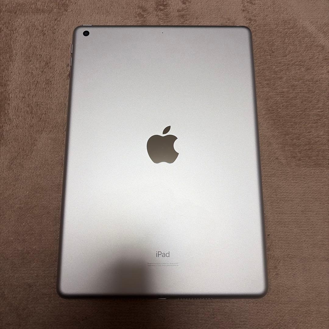 Apple iPad (第7世代) Wi-Fiモデル 32GB シルバー