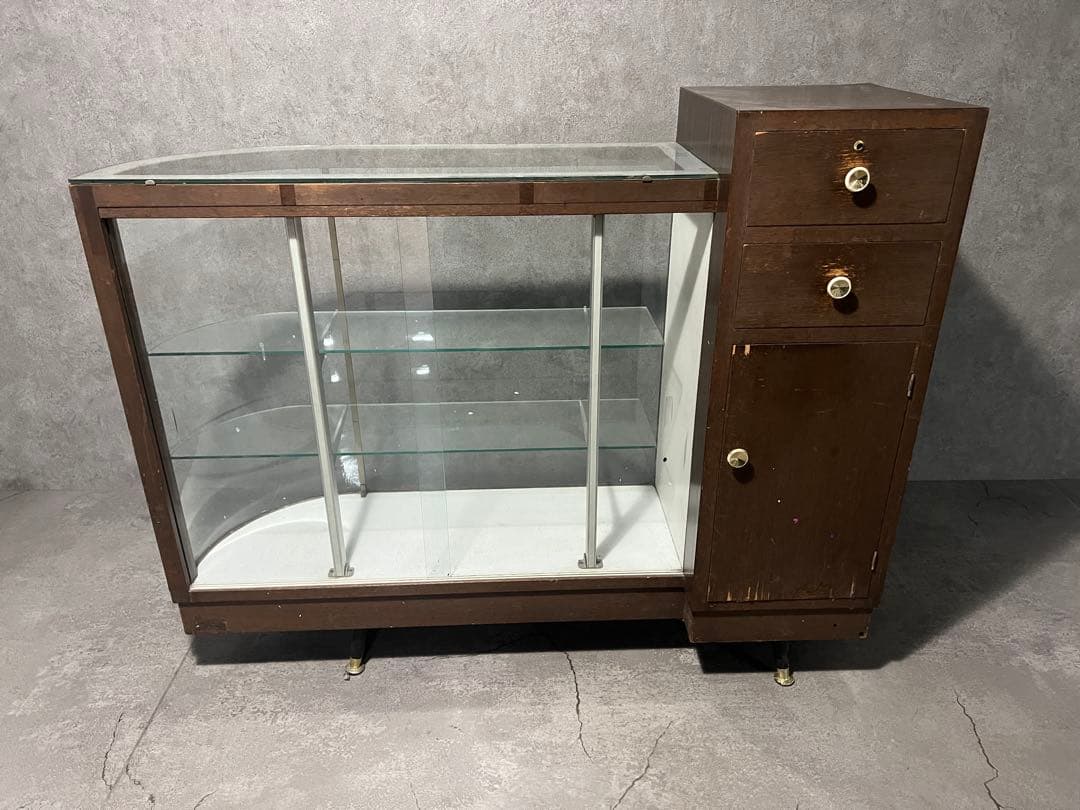 ギリギリ値下げに挑戦！ガラスケース ディスプレイケース ビンテージ