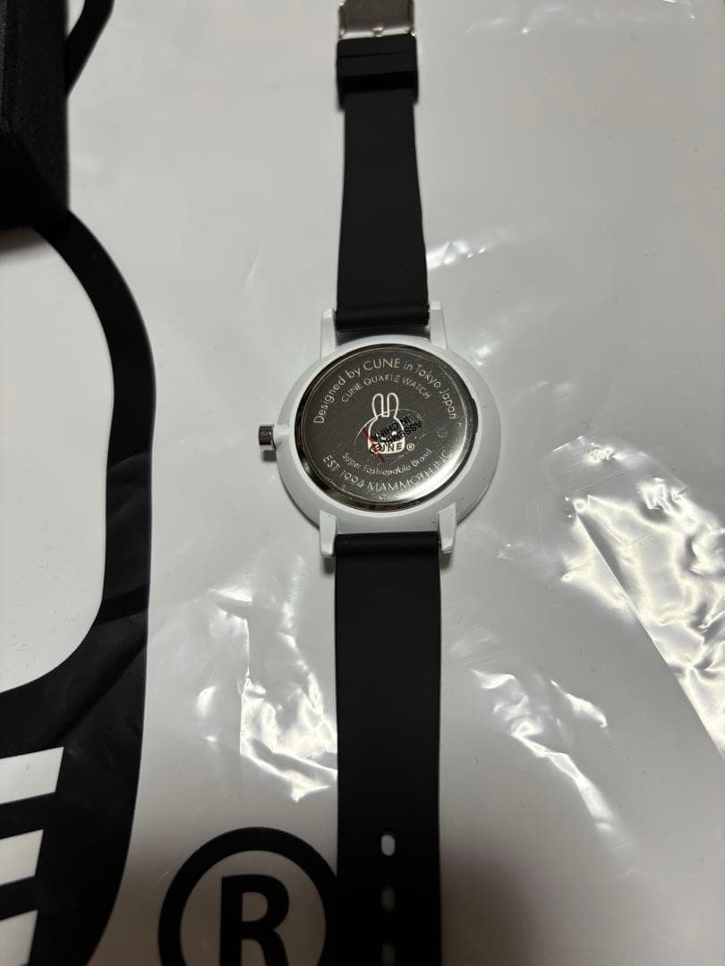 CUNE シリコンバンド ウォッチ 2秒うさちゃん 時計