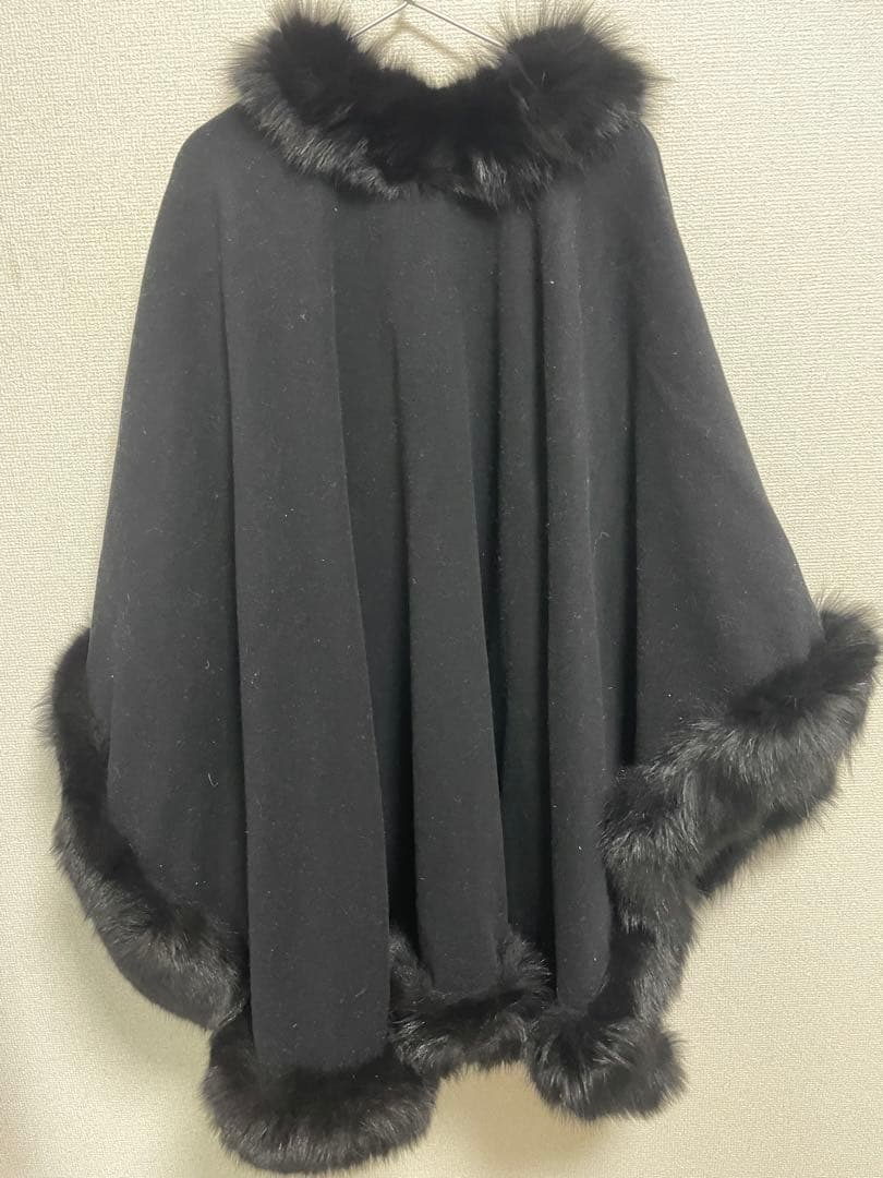 ファー付き カシミヤ混 ウール ポンチョ / ケープ