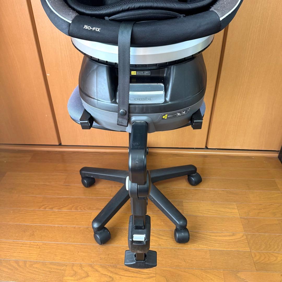 Combi クルムーヴ スマート ISOFIX エッグショック　ブラック