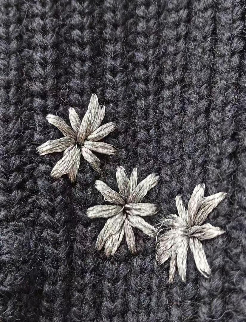 doublet WISH フラワーエンブロイダリー ジップニット M