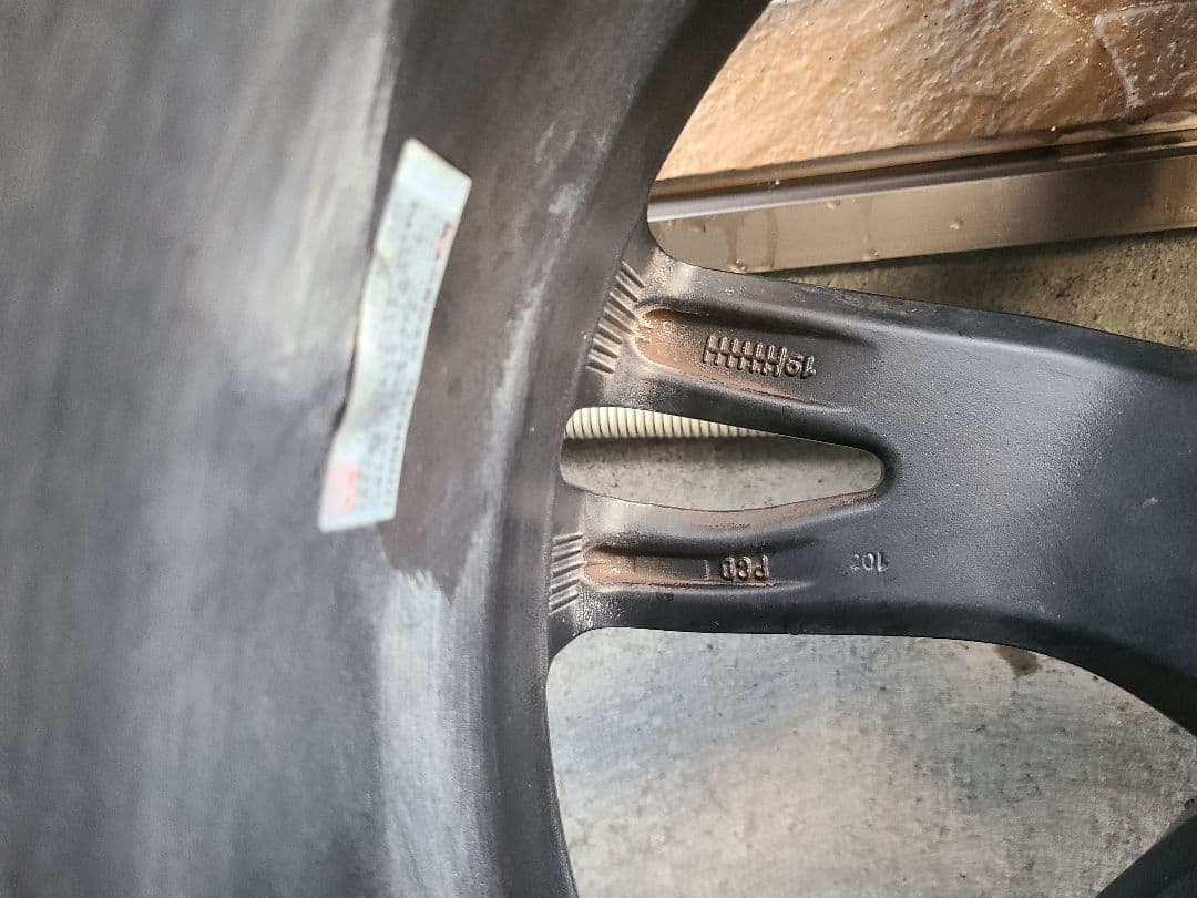 ①MAK ストックホルム 18in 7.5J +50 PCD108 63.4mm