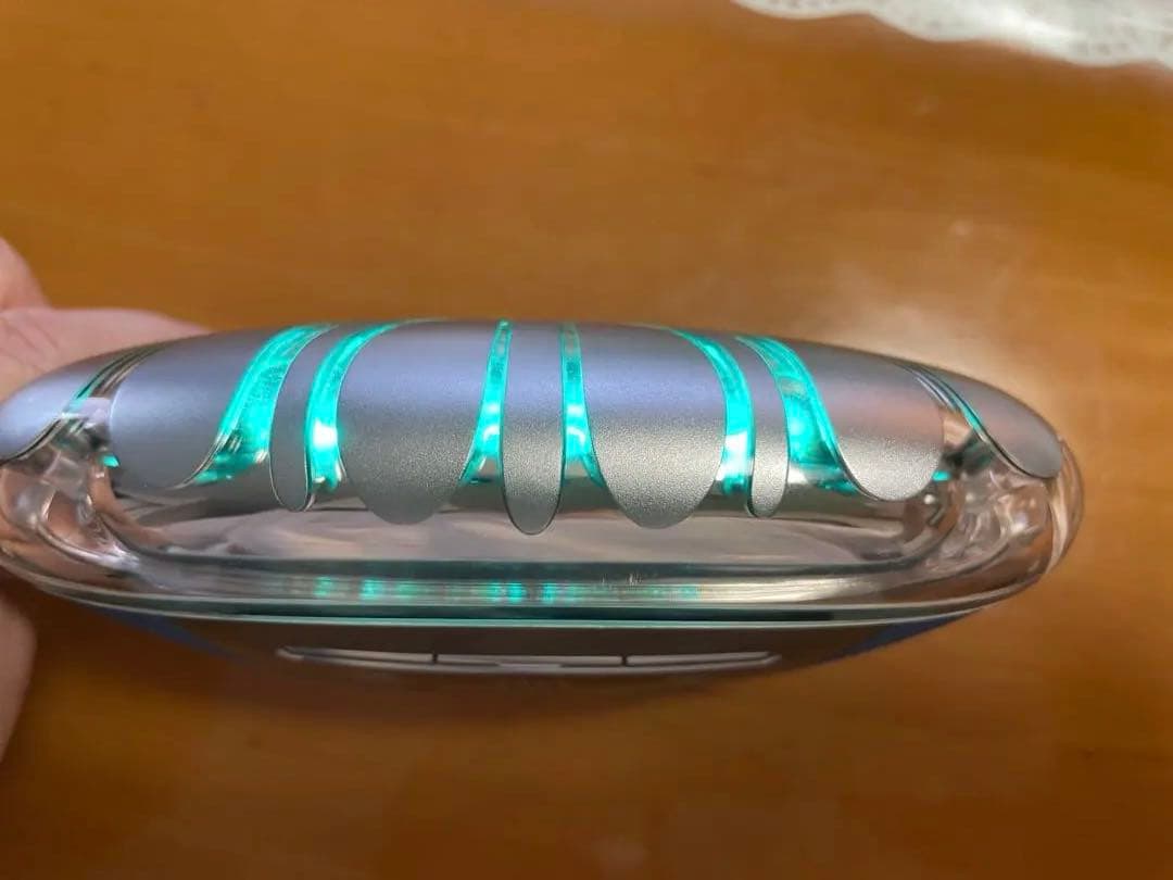 YAMAN ヤーマン　美顔器 リフトロジー　新品美容液付き