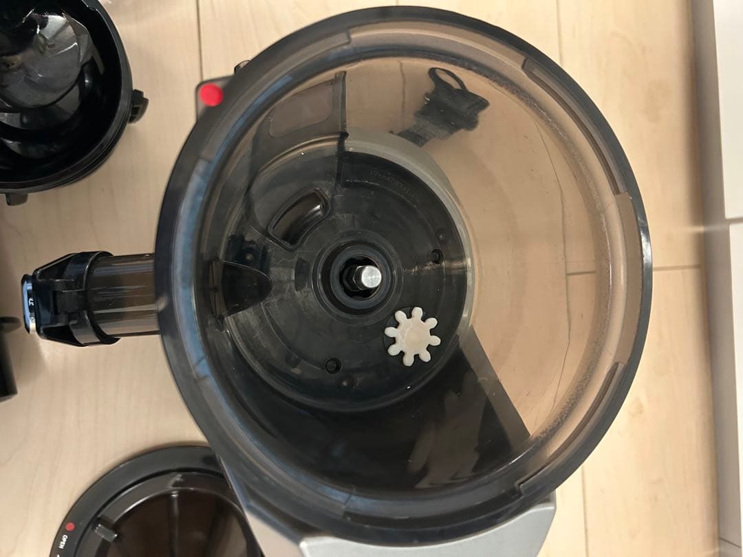 クビンス ホールスロージューサー Kuvings EVO-800 (シルバー)