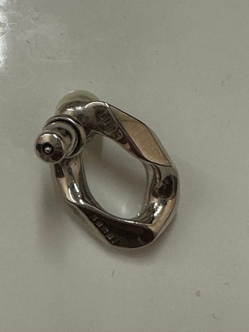 DIOR AND SACAI☆ピアス 真鍮ディオールサカイコラボ パール　ロゴ