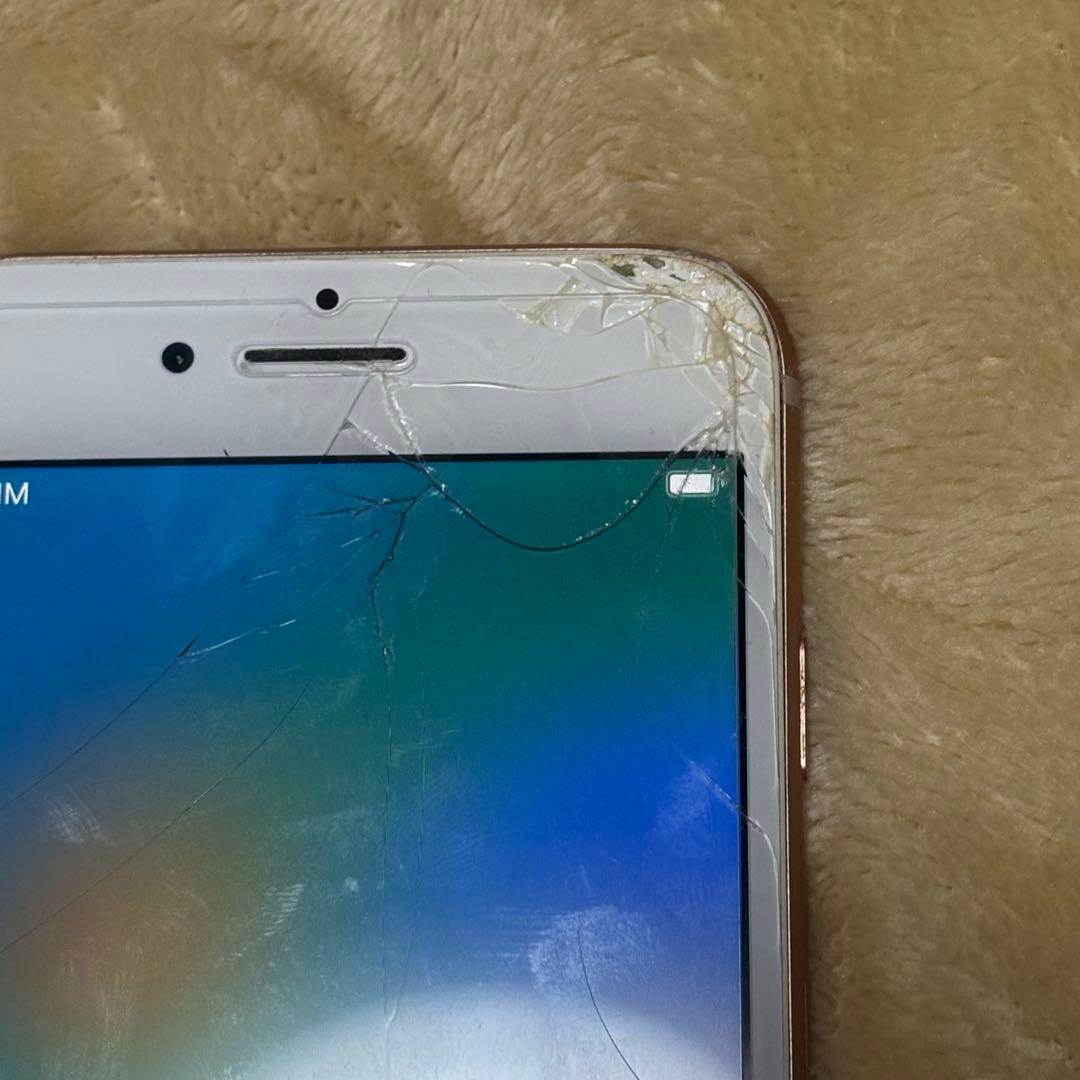 iPhone8 64GB◾︎SIMロックなし ◾︎画面割れあり ピンクゴールド