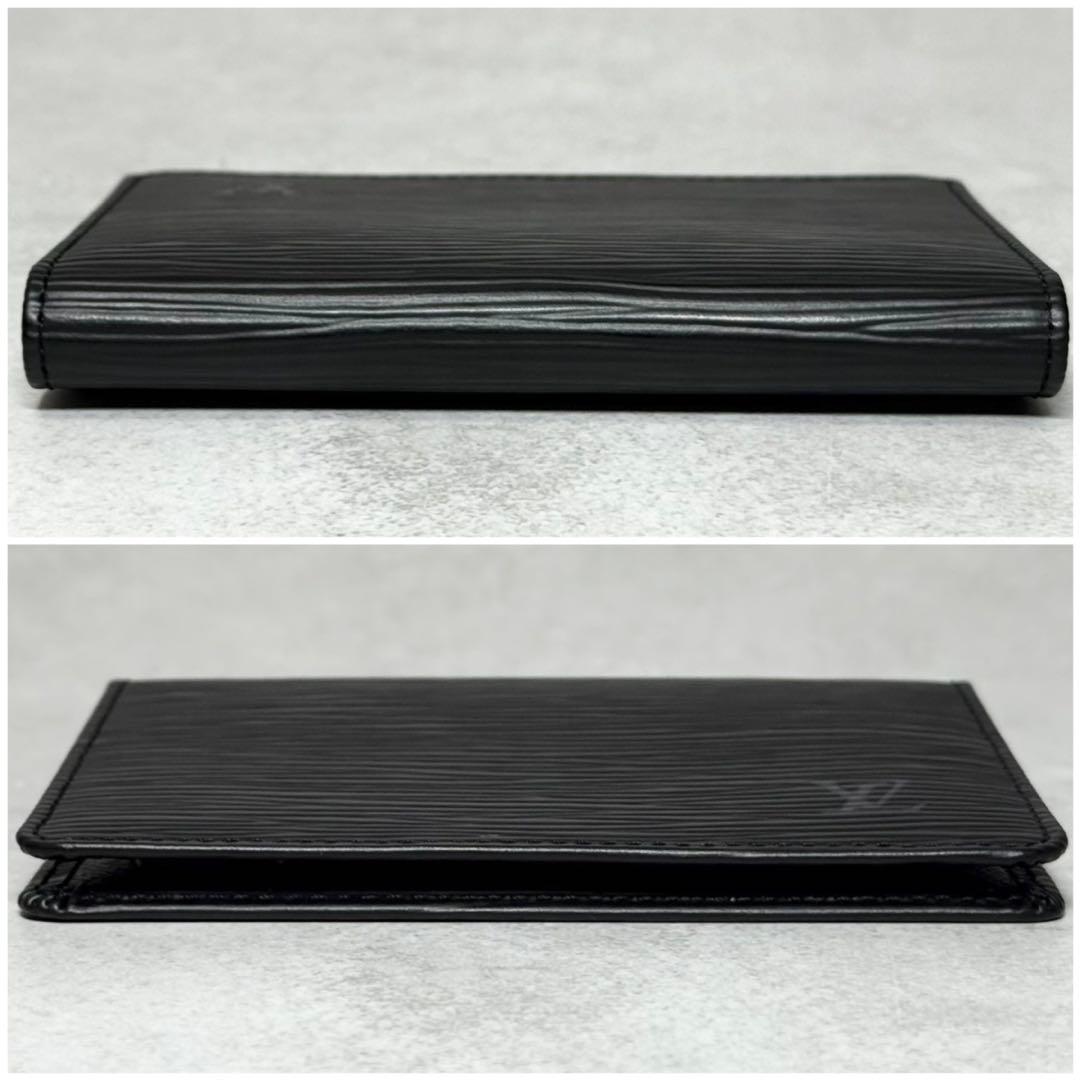 新品未使用 激レア ルイヴィトン エピ ポルト2カルトヴェルティカル パスケース