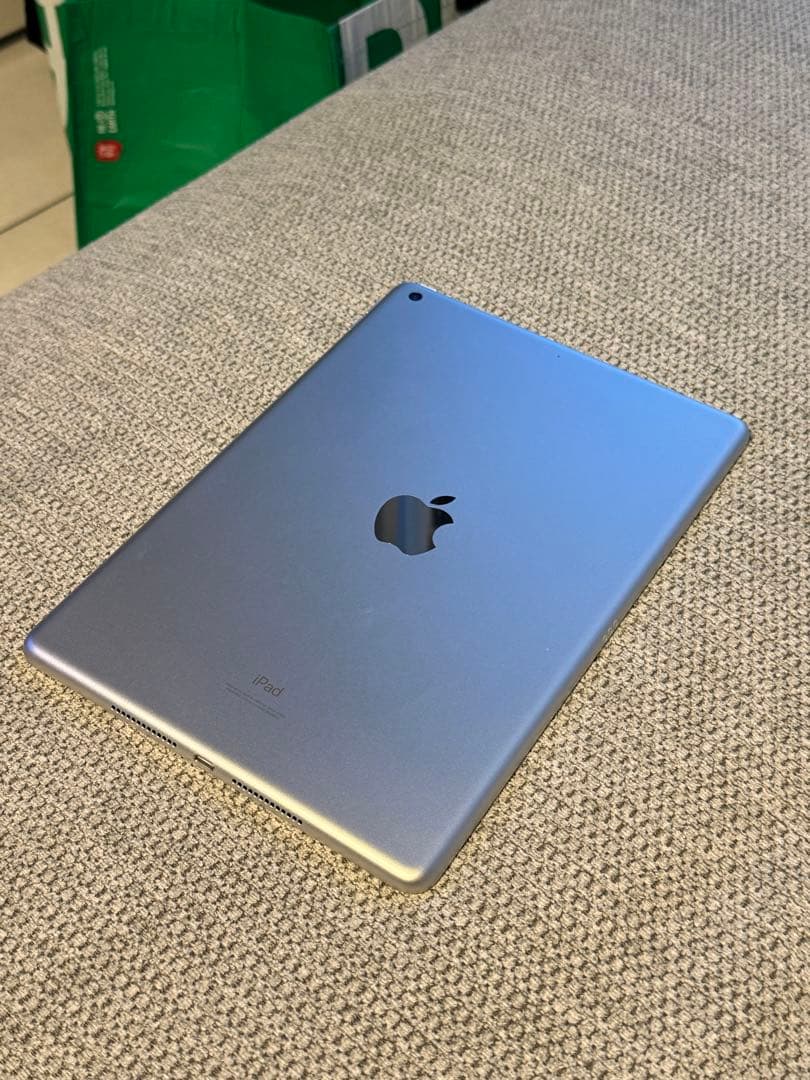 【美品】iPad 第9世代 256GB Wi-Fi 保護フィルム使用 動作良好