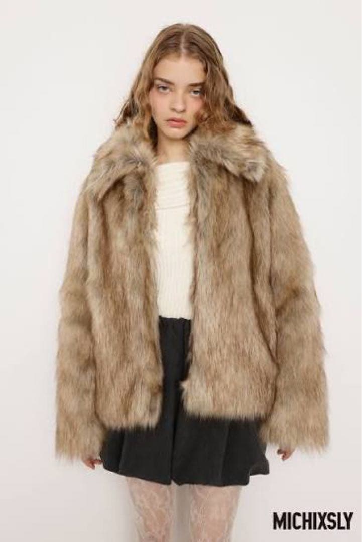 MICHIXSLY ベージュファーショートジャケット