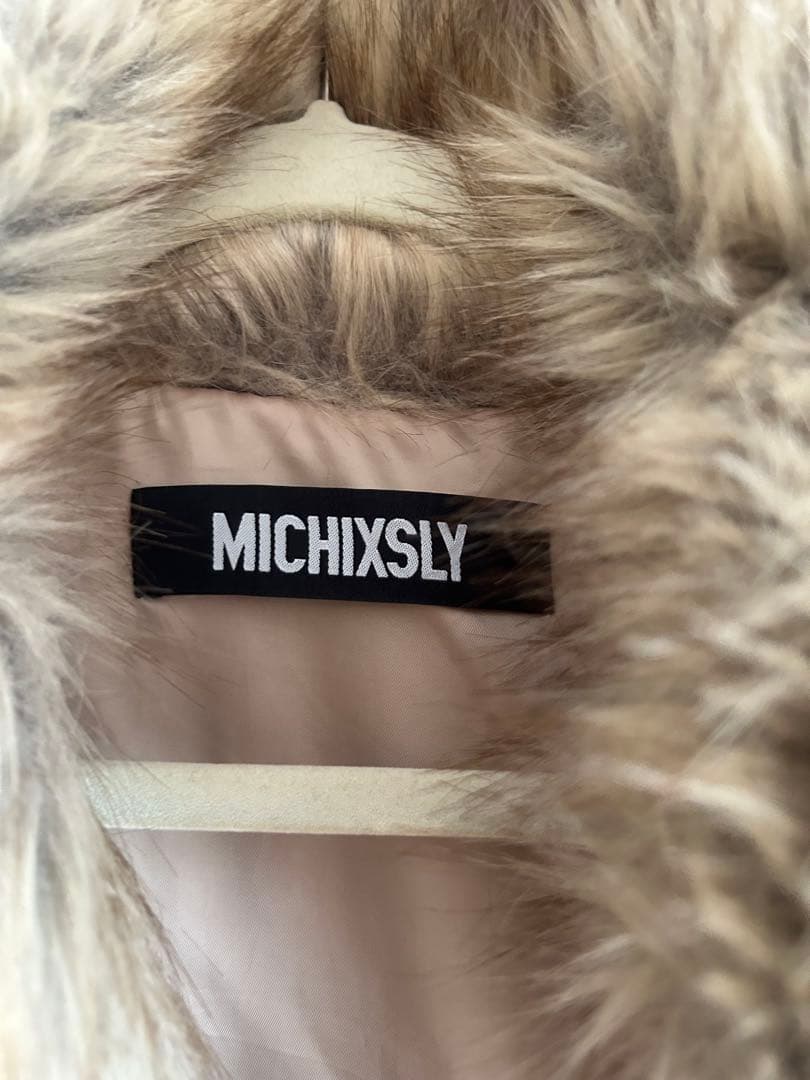 MICHIXSLY ベージュファーショートジャケット