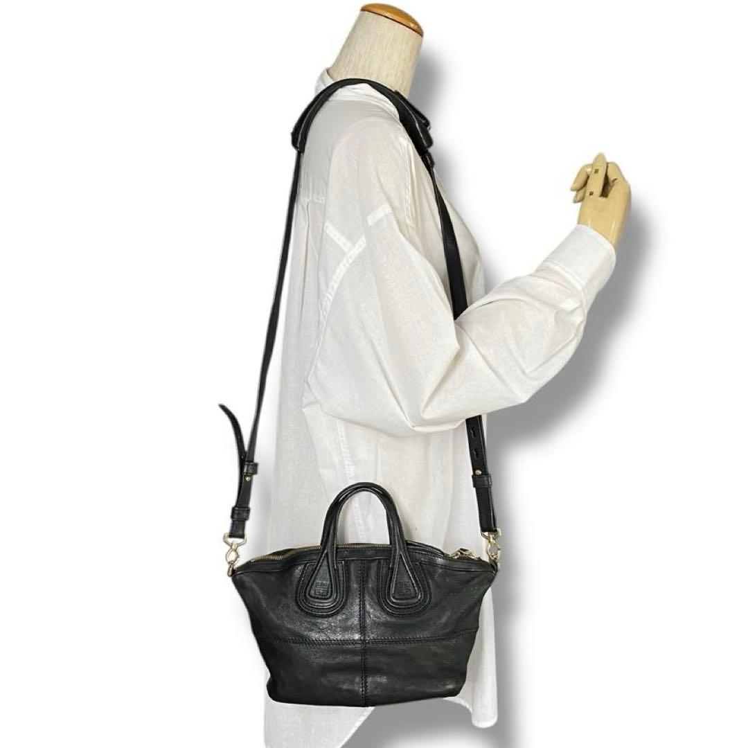 希少 GIVENCHY 4G ロゴ レザー 2WAY バッグ ナインチンゲール