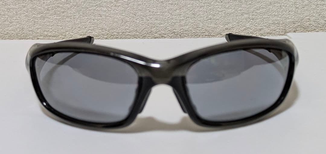 OAKLEYブラック サングラス ケース付き