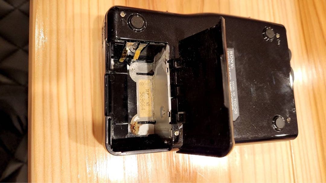 SONY DATウォークマン TCD-D8 (通電確認済み)