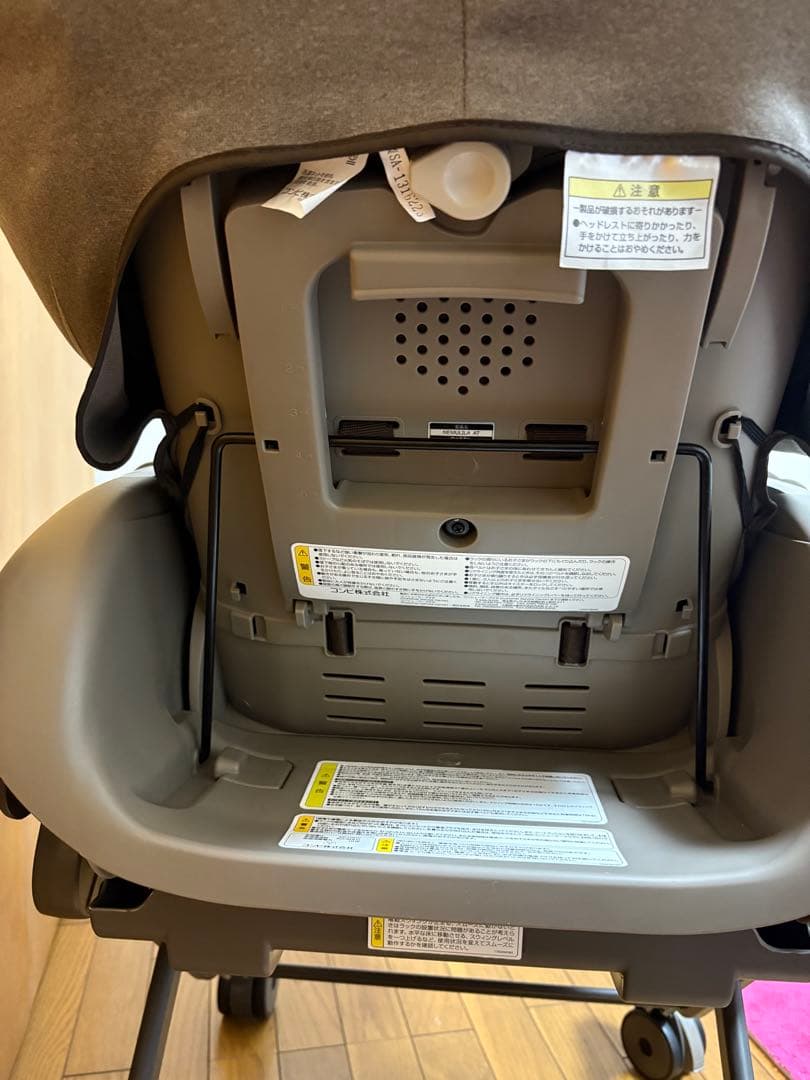 Combi コンビ ネムリラ AUTO SWING Simplight