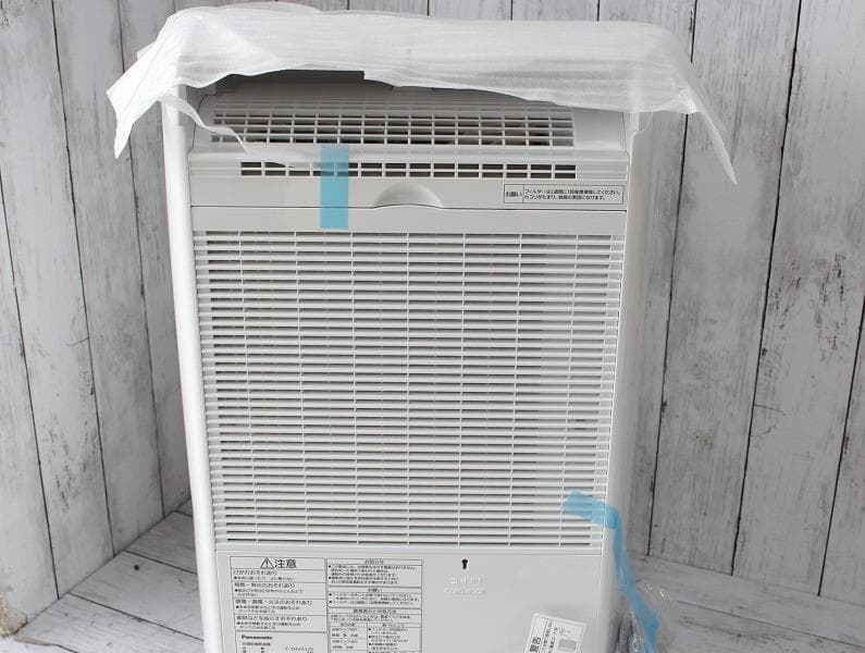 未使用 23年製 パナソニック 衣類乾燥除湿器 F-YHVX120