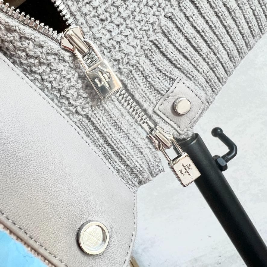 未使用★LOROPIANA★カシミヤ★ボリューム★ファー★フーディコート