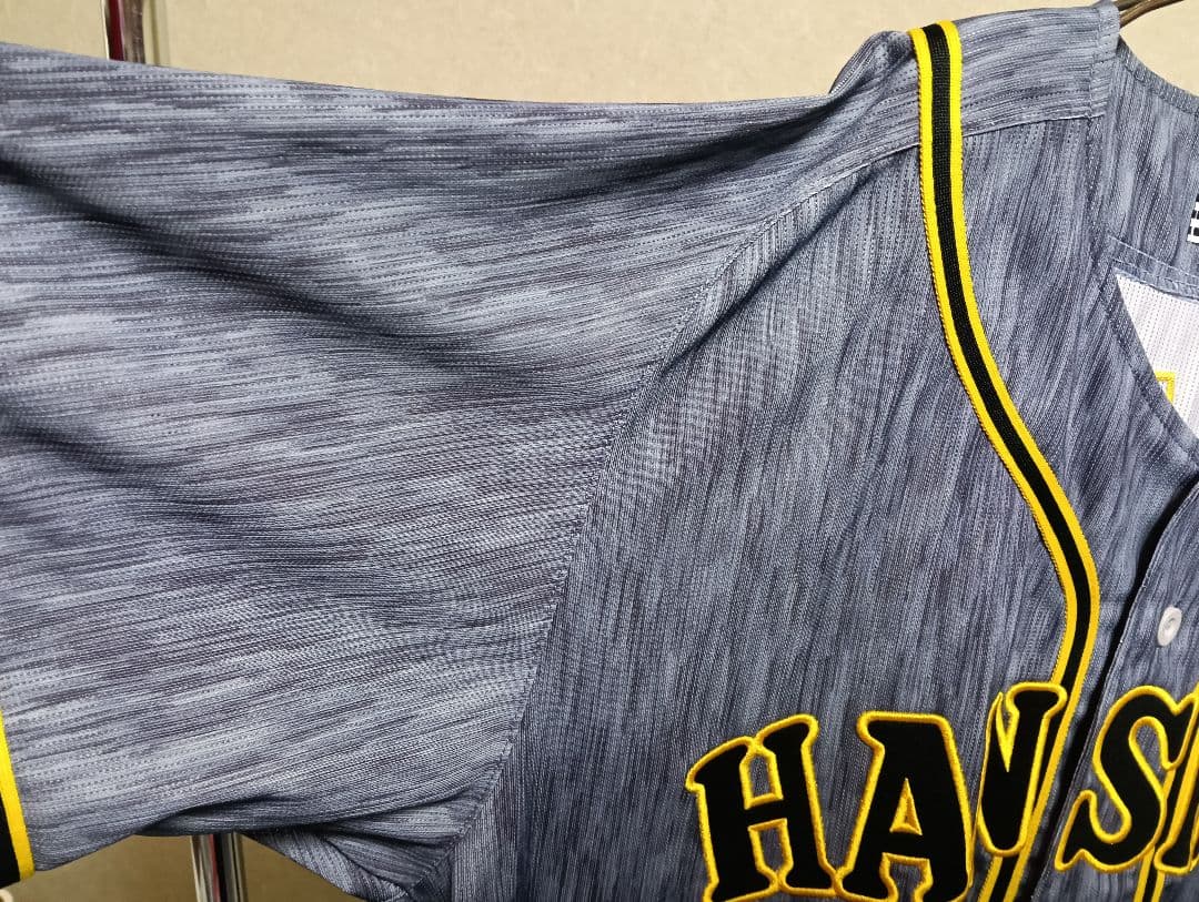 【希少・超美品】阪神タイガース 大山悠輔 旧ビジターグラデーションユニフォーム