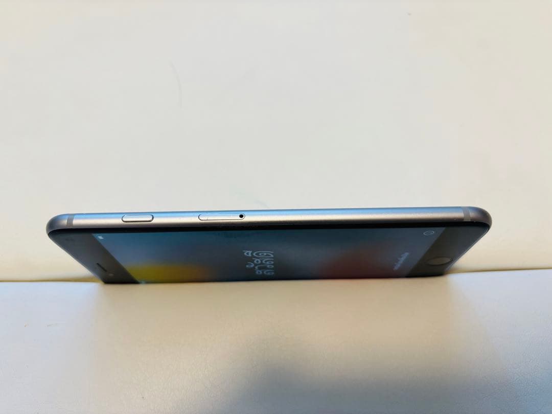 Apple iPhone6s plus本体64GB