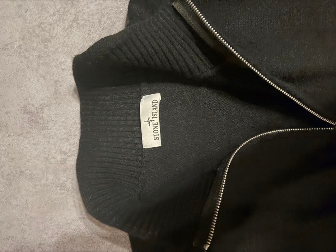 stone  ジップ　ニット