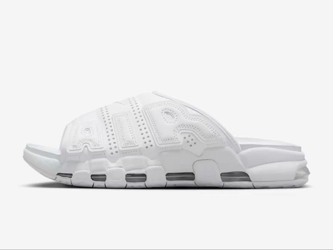 も*ん様 新品　ナイキ エアモアアップテンポ スライド トリプルホワイト28 セ