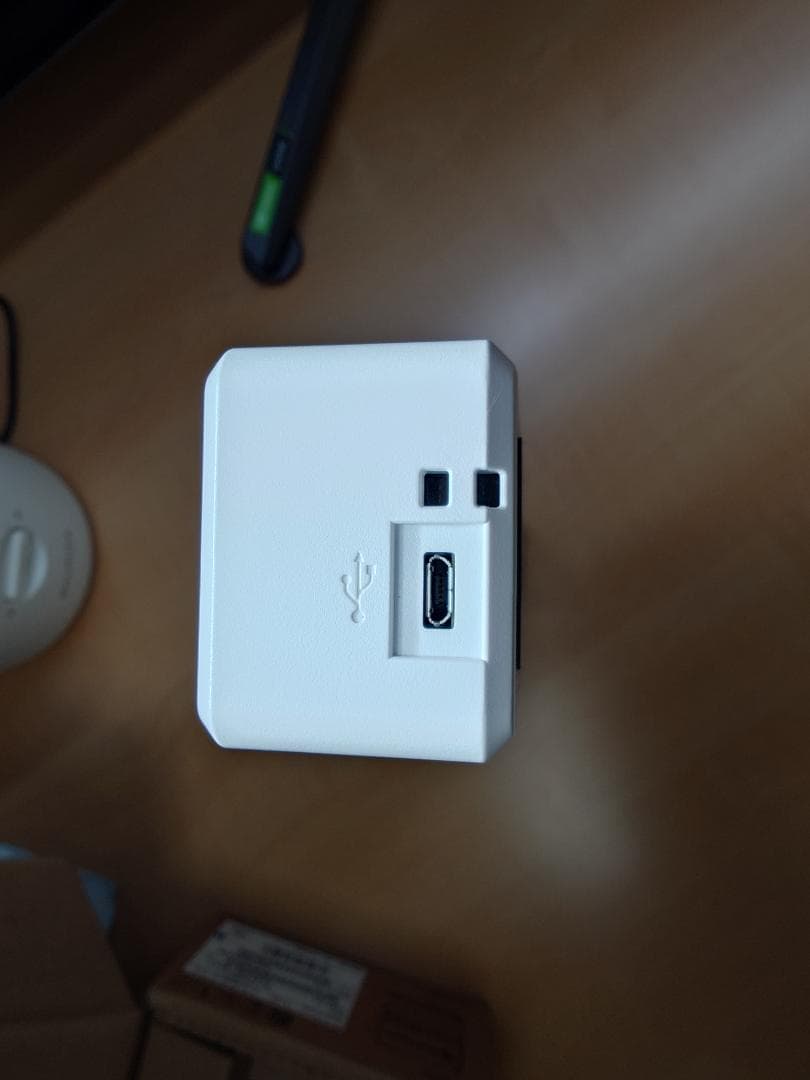 ScanSnap iX100 FI-IX100BW 　スノーホワイト