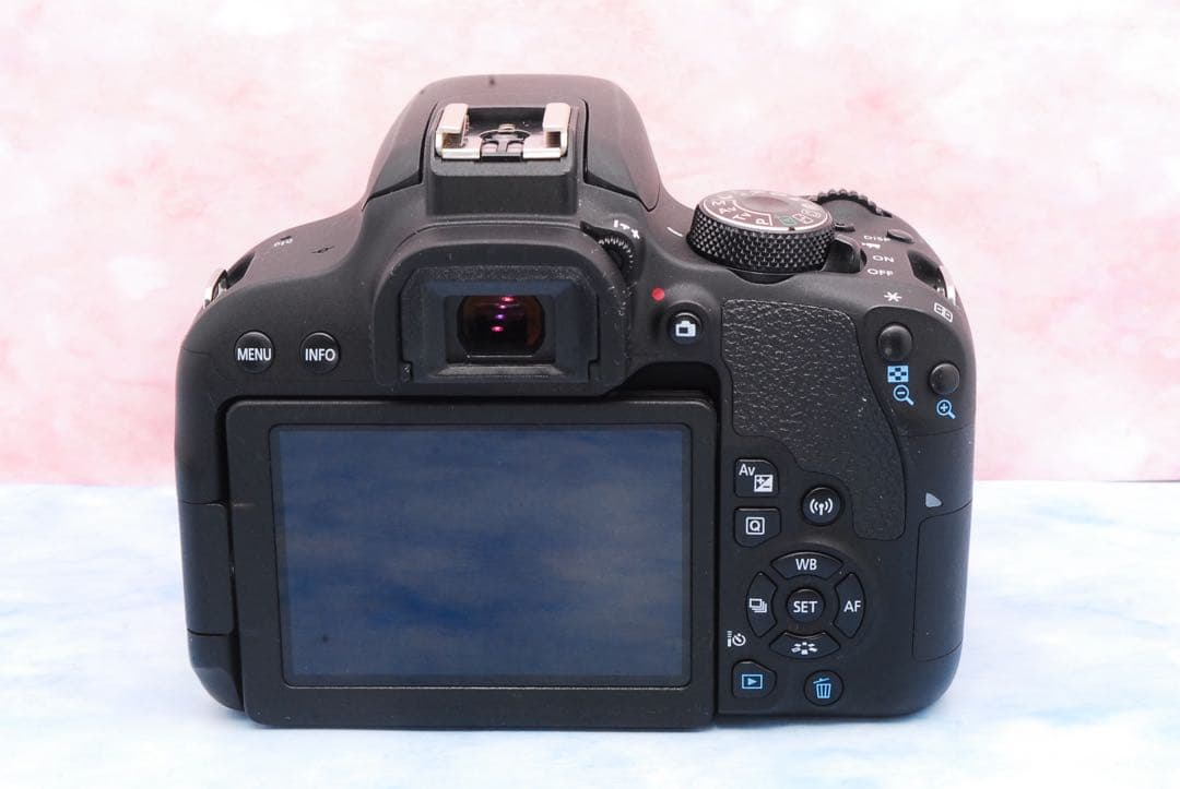 キャノン Canon kiss X9i⭐︎一眼レフカメラ⭐︎超望遠レンズ付
