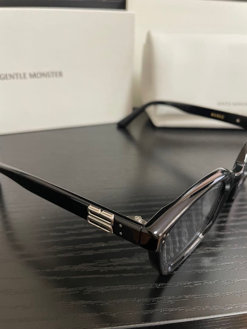 GENTLE MONSTER MUSEE 01 BL メガネ　サングラス
