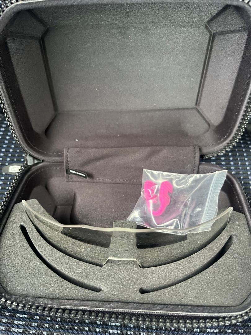 100% ピンクミラー スポーツサングラス