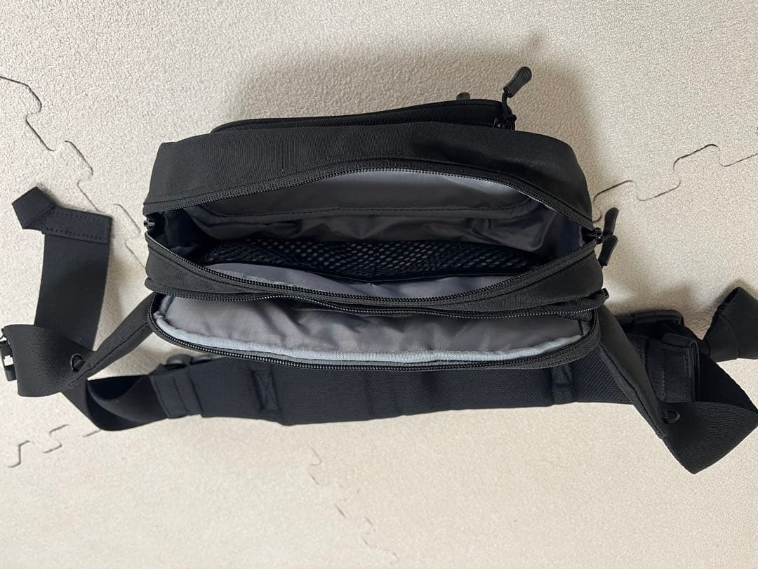 POMULU 2way ヒップシートブラック