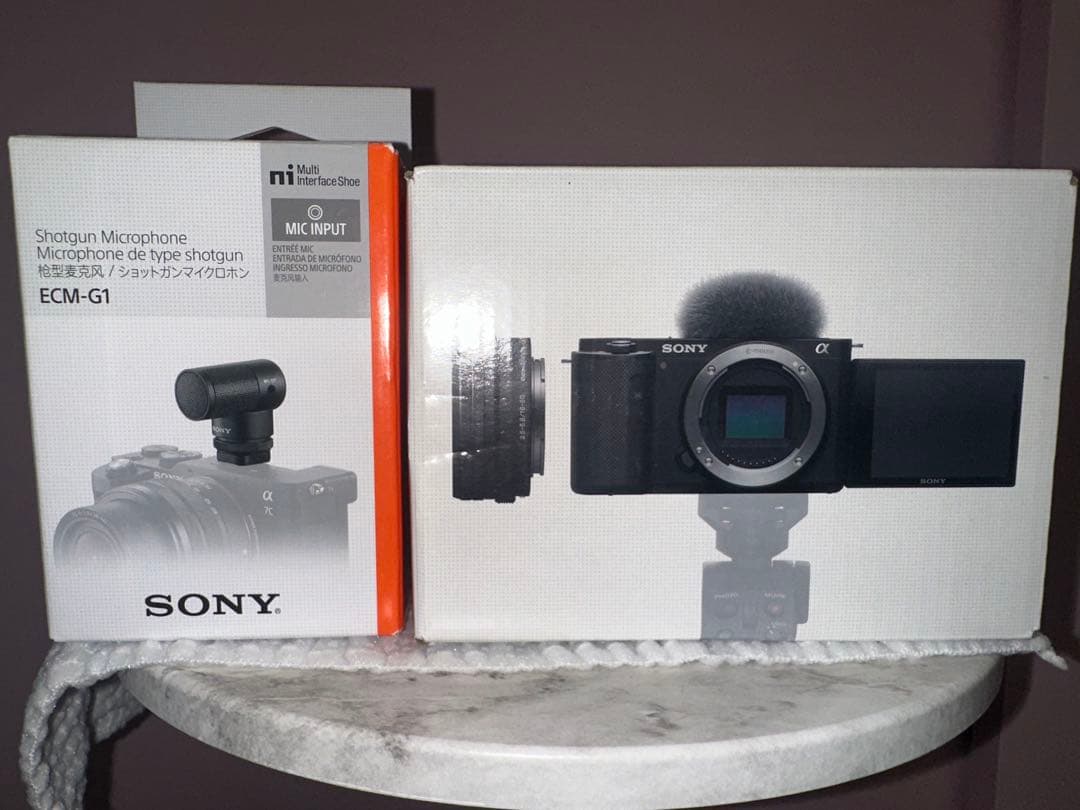 【む】SONYZV-E10 ホワイトミラーレス一眼