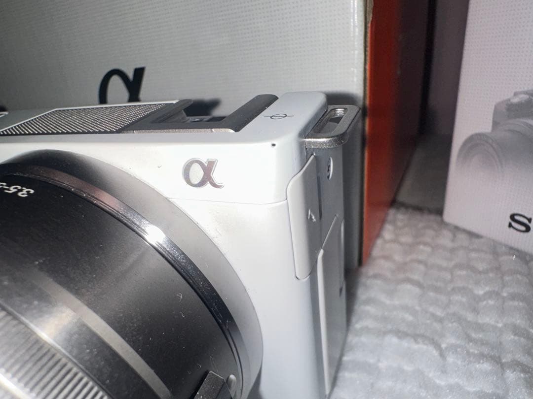 【む】SONYZV-E10 ホワイトミラーレス一眼