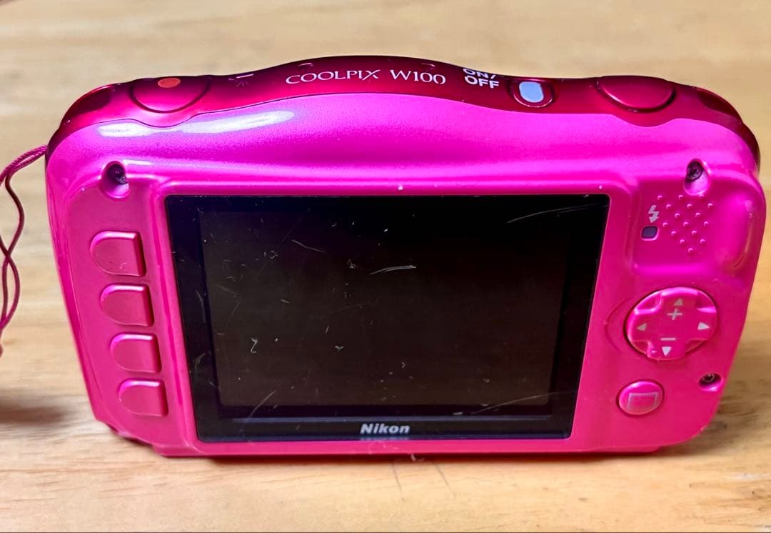 Nikon COOLPIX W100 ピンク