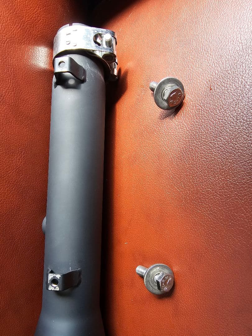 --xページ--YAMAHA BOLT スリップオンマフラー/バックレスト