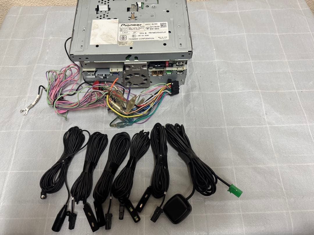 カーオーディオ CARROZZERIA-Pioneer-AVIC-RZ99-2015